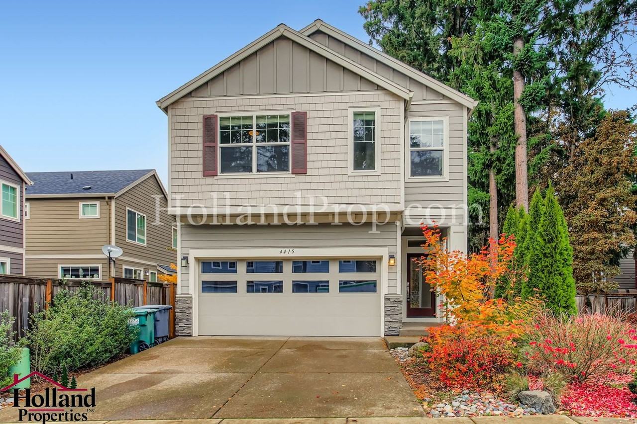 4415 Se Lone Oak St - Photo 2 of 18