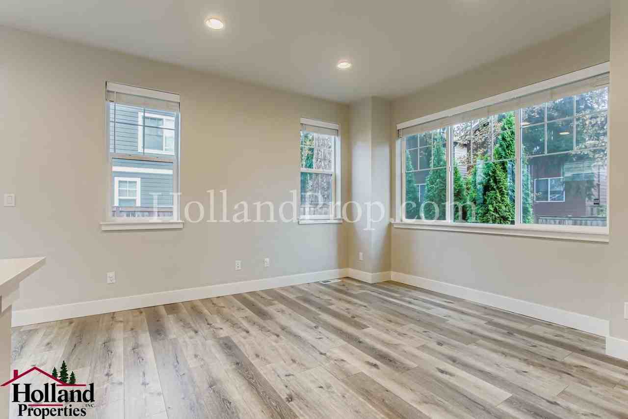 4415 Se Lone Oak St - Photo 4 of 18