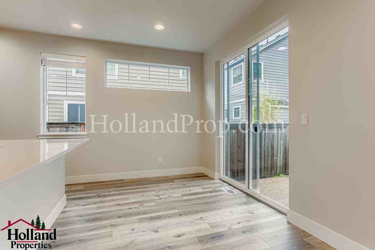 4415 Se Lone Oak St - Photo 5 of 18