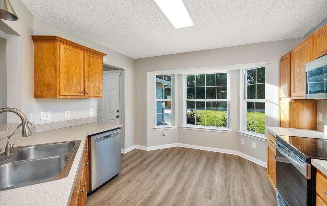 254 Merriwood Cir - Photo 5 of 17