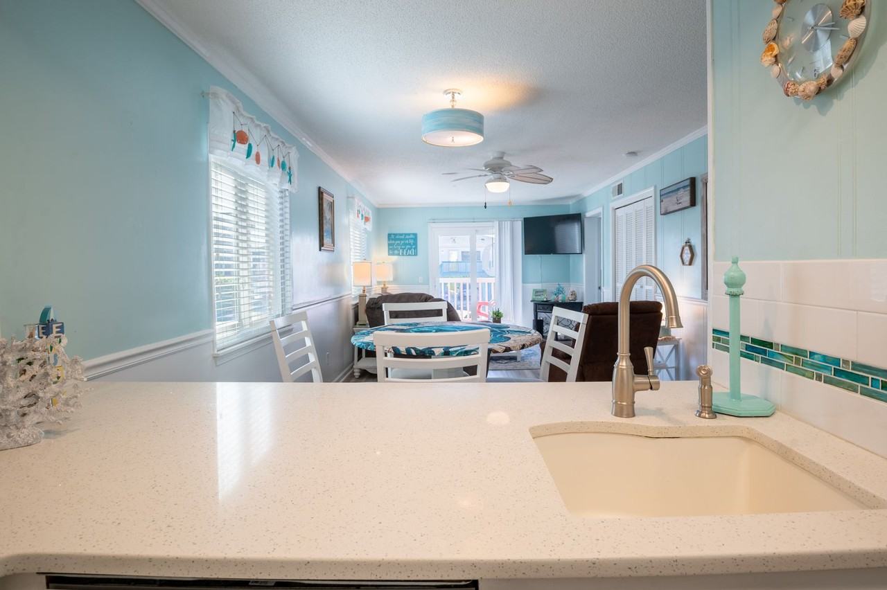 264 Haven at Sandvillas  @ 264 W. First St. #F1 - Photo 6 of 21