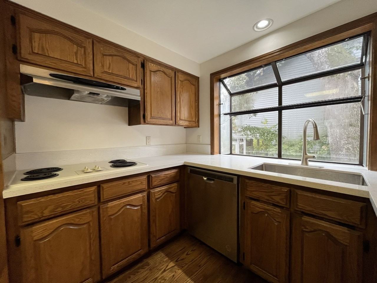 31 Aquinas - Photo 7 of 47