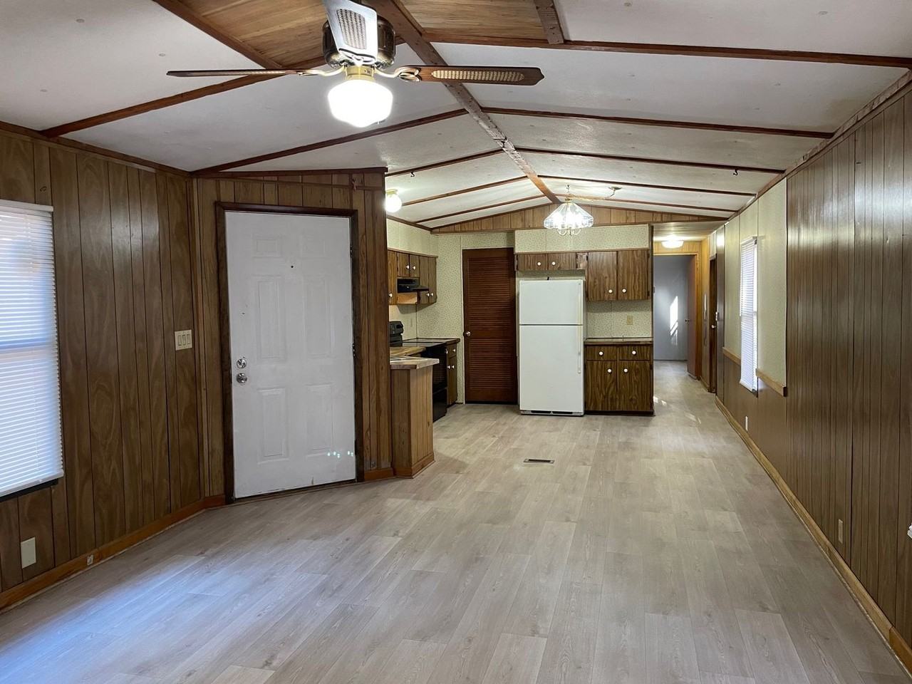 1399 Crestwood Lane - Photo 3 of 20