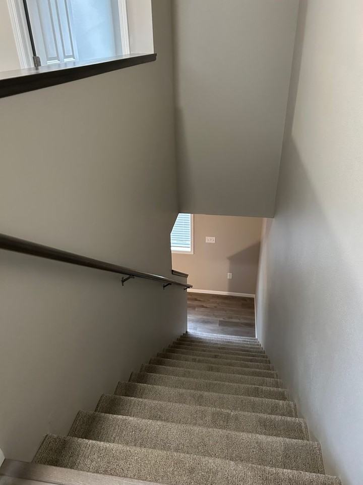 703 10th Ave N #1 - Photo 5 of 18