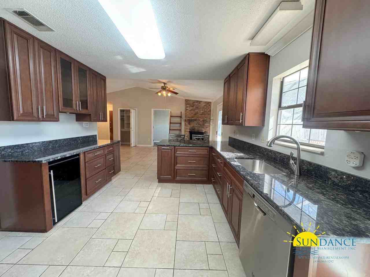 508 Parkview Rd Nw - Photo 4 of 16