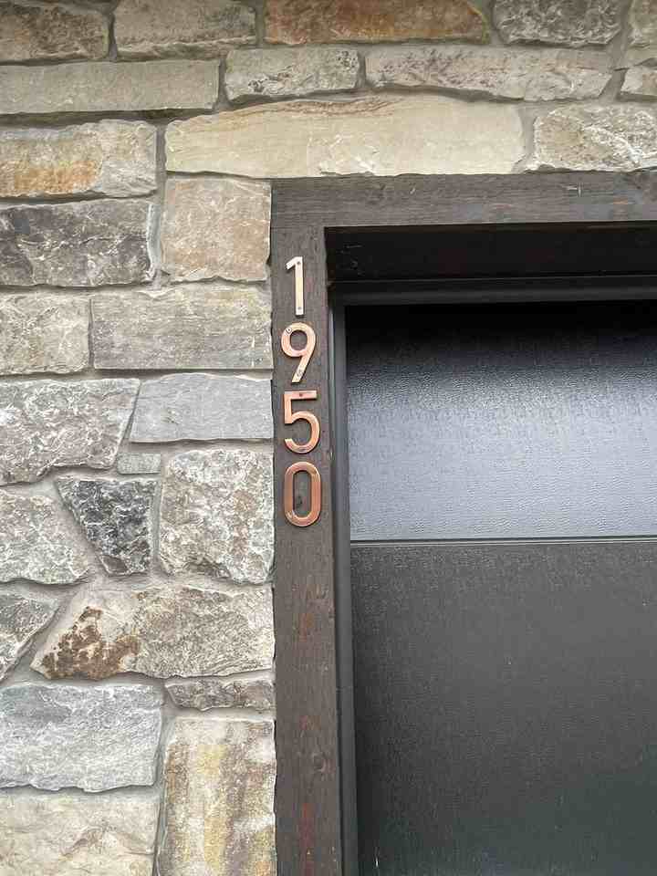 1950 Whitefish Ave - Photo 2 of 50