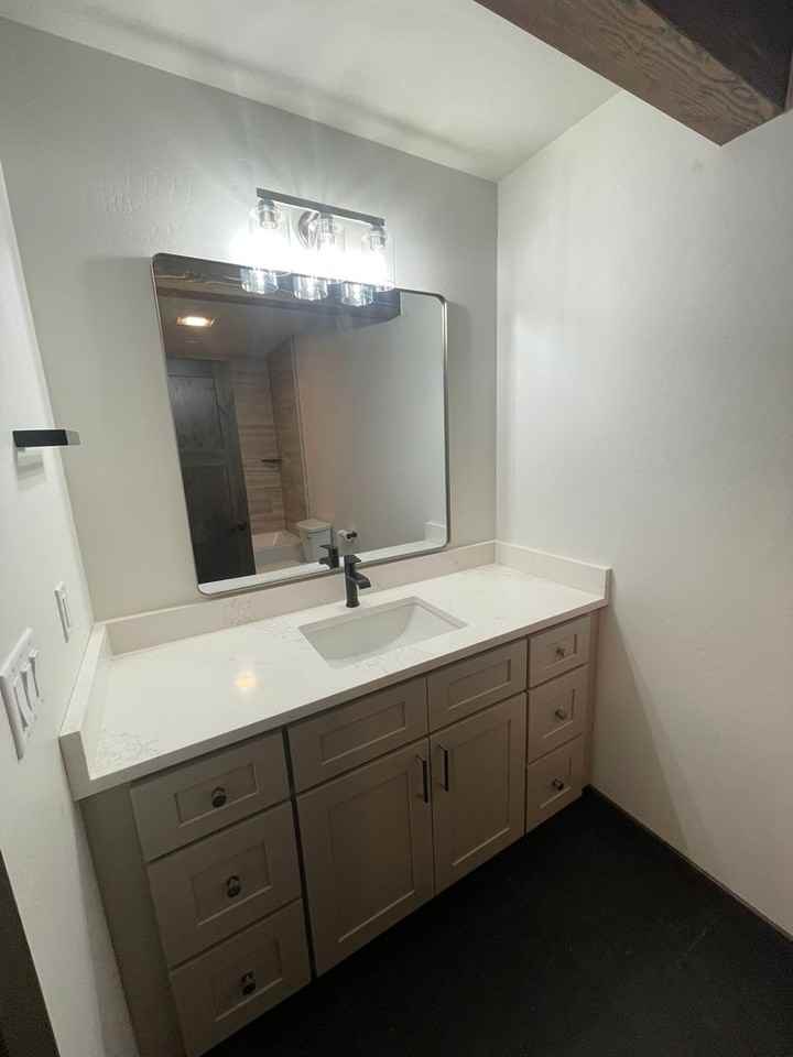 1950 Whitefish Ave - Photo 7 of 50