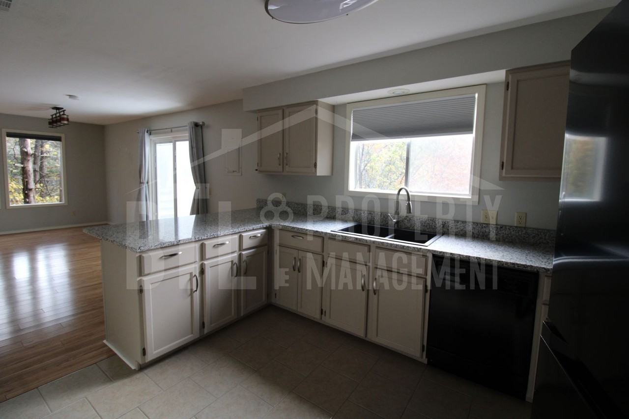 601 Lakewood Rd - Photo 2 of 18