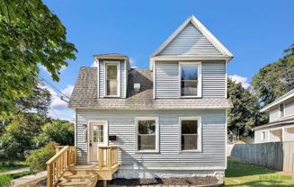 1153 Bridge St Nw - Photo 1 of 1