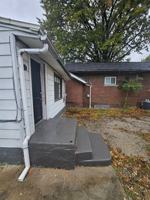 featured image of 817 W Franklin St