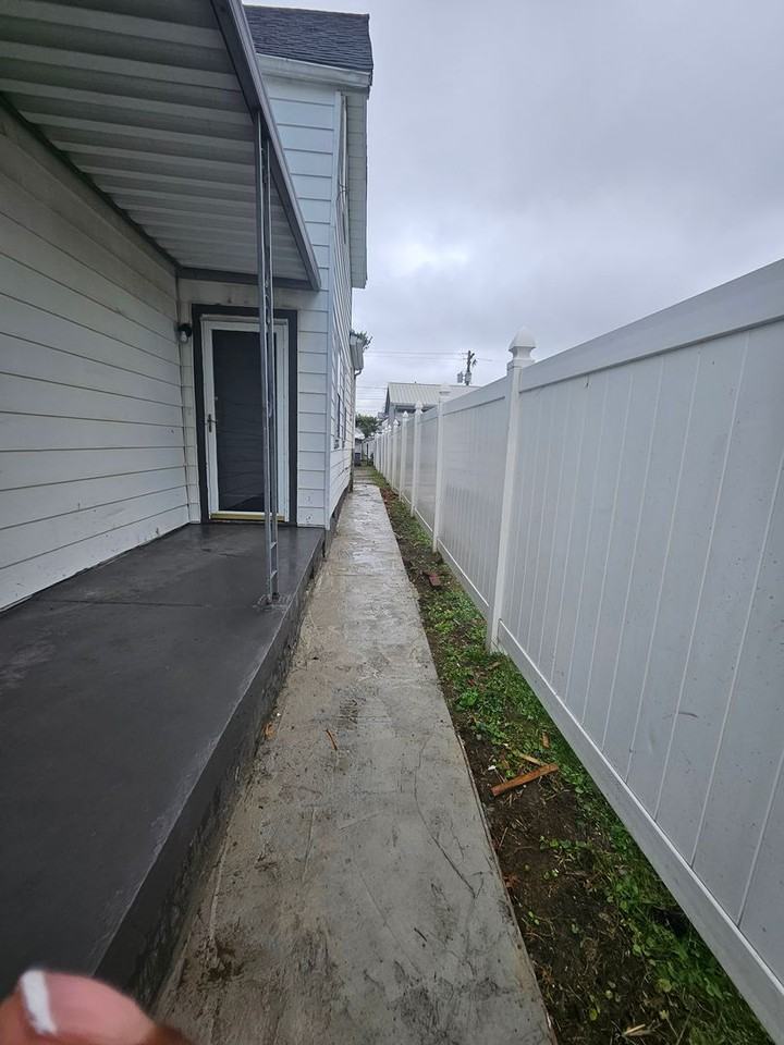 817 W Franklin St - Photo 4 of 31