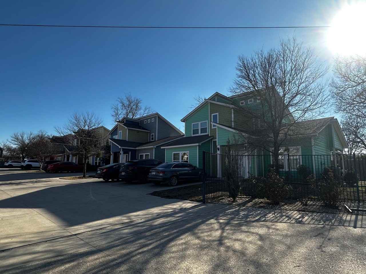 Colorful Modern 4/4 Townhomes in the Baylor Bubble! - Photo 2 of 16
