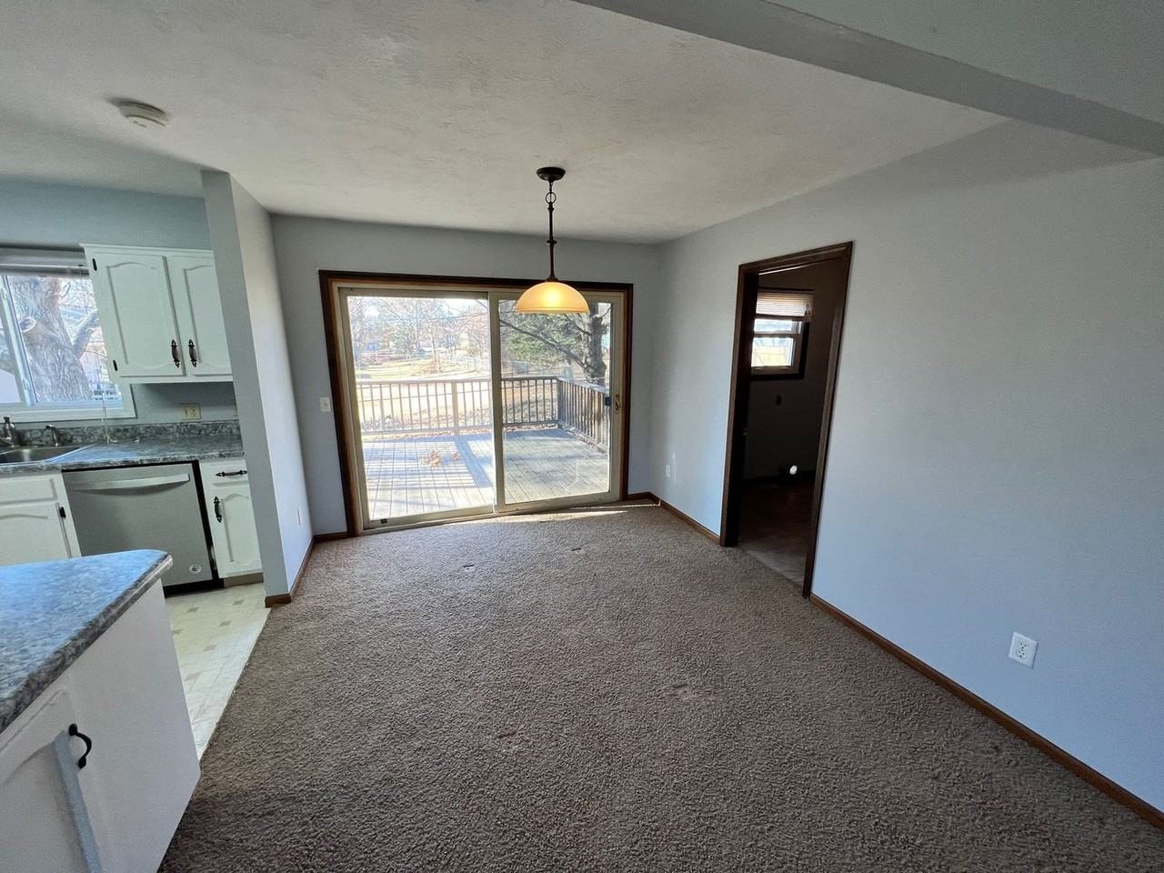 1201 Frontier Ln - Photo 3 of 14