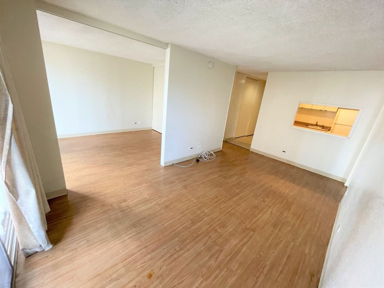 1617 Kapiolani Blvd #901 - Photo 6 of 16