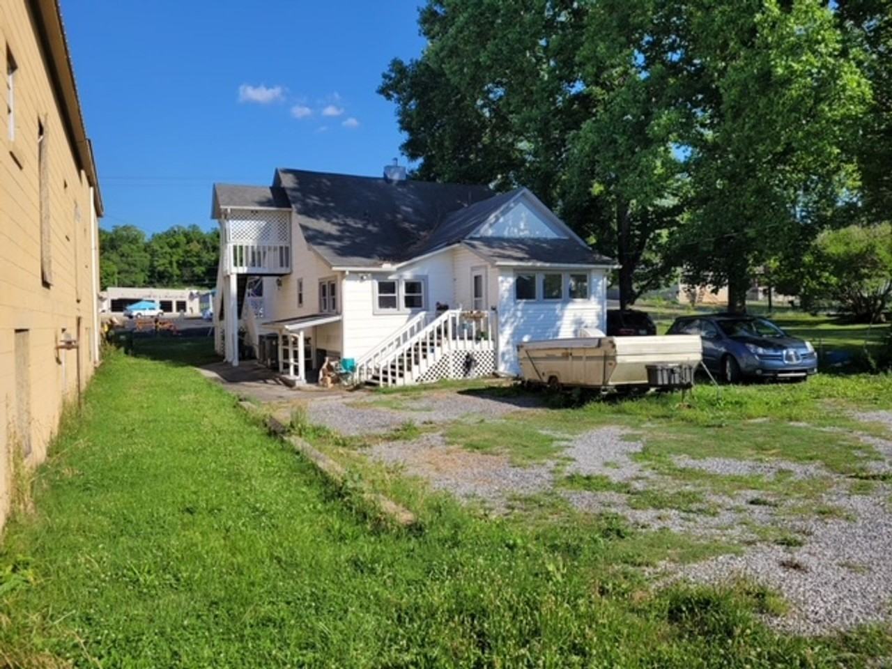 1411 E Harper Ave - Photo 2 of 11