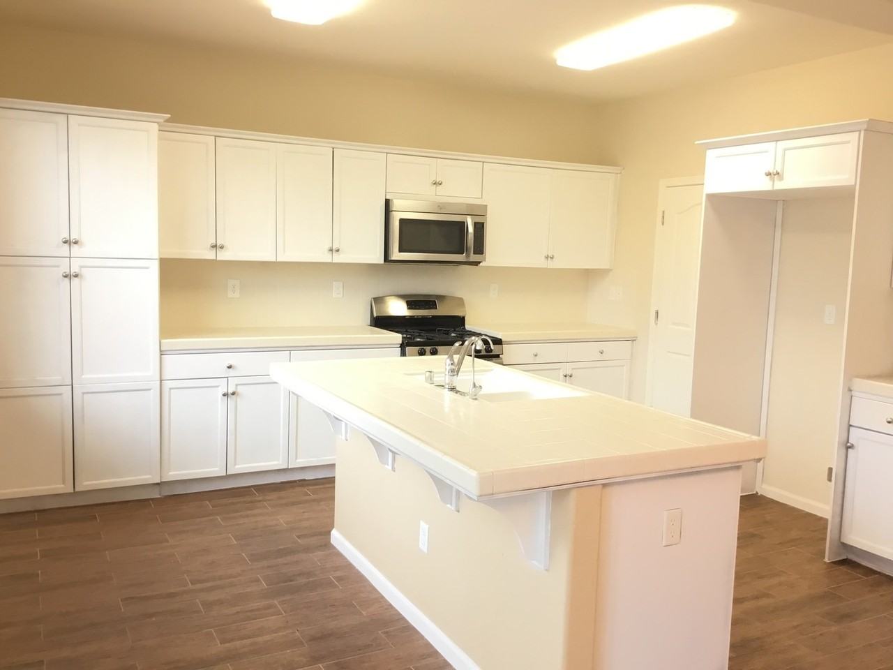 7426 E Redlands Ave - Photo 5 of 26