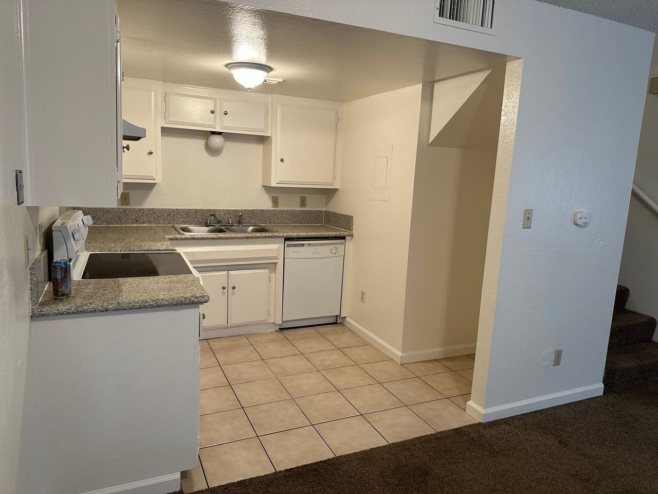 1811 California Avenue - Photo 6 of 12