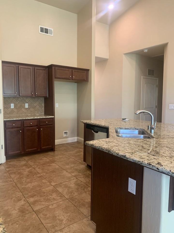 1775 W Humboldt Dr - Photo 4 of 14