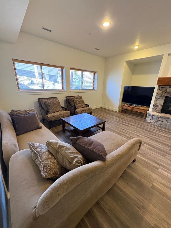 2522 Silver Cloud Drive - Photo 6 of 18