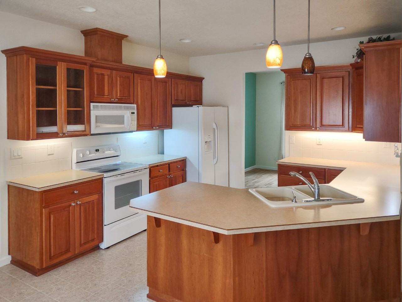 2464 Sage Ave Se - Photo 5 of 18