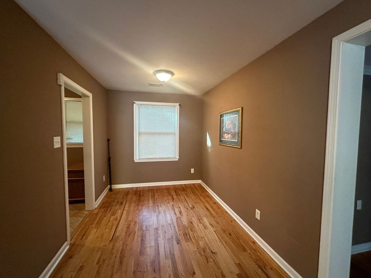 3810 Robbins Rd - Photo 2 of 17