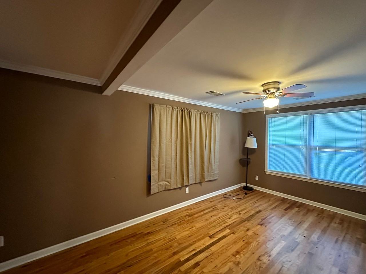 3810 Robbins Rd - Photo 6 of 17