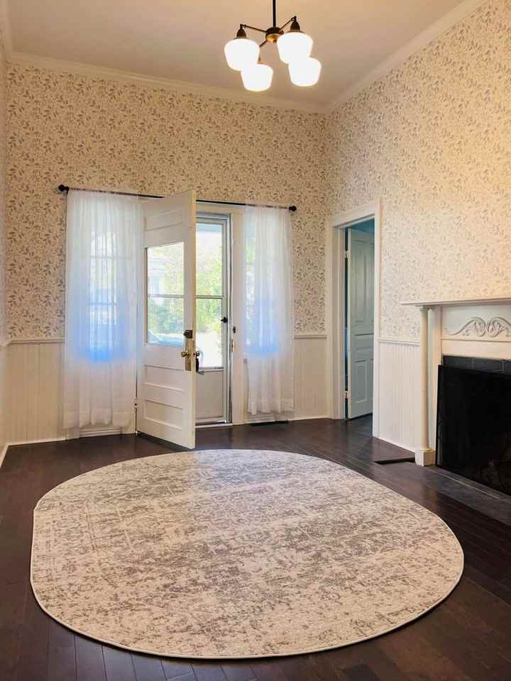 118 Rectory St - Photo 3 of 21