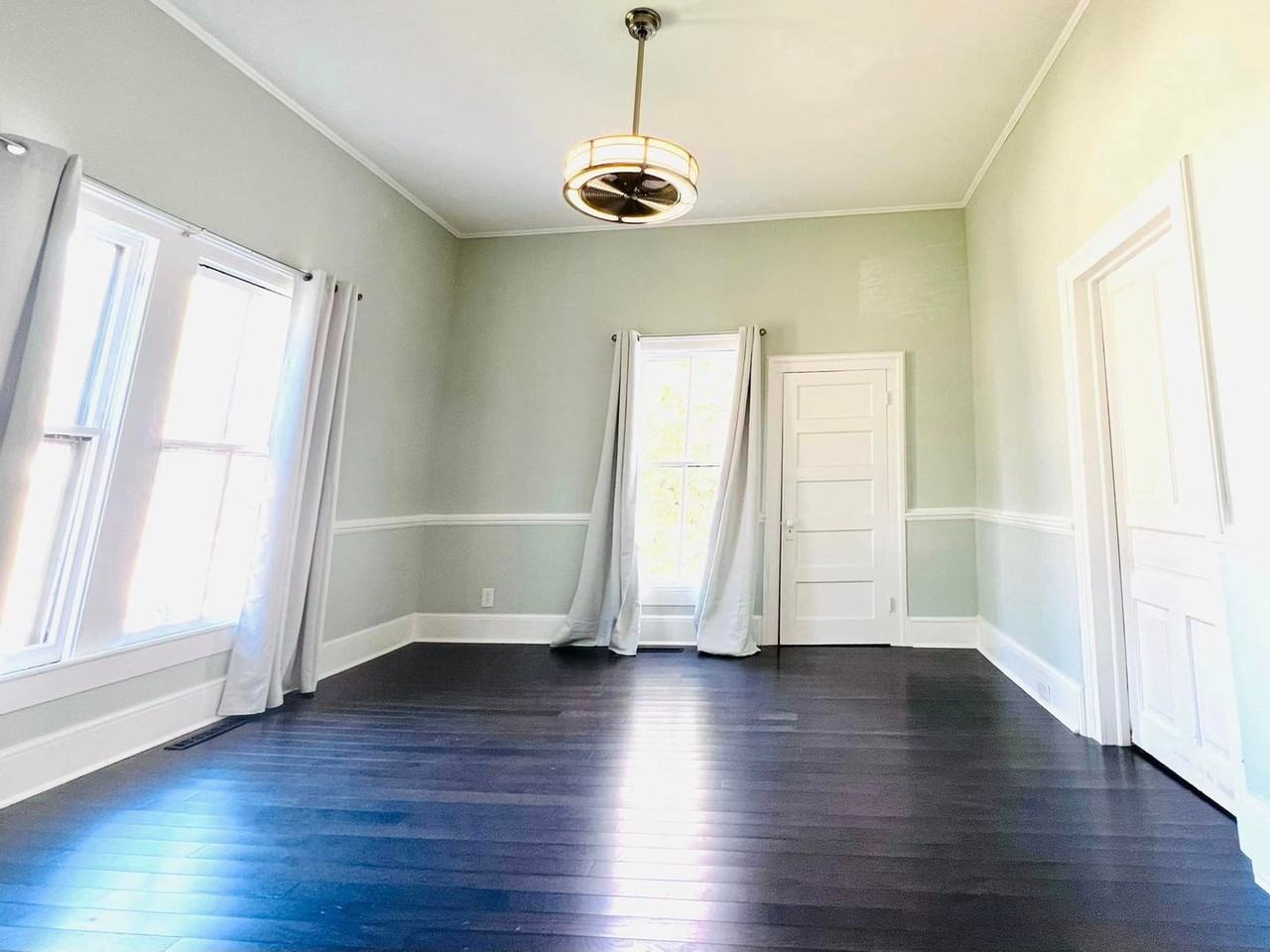 118 Rectory St - Photo 7 of 21