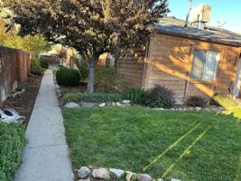 featured image of 318 W 2nd St