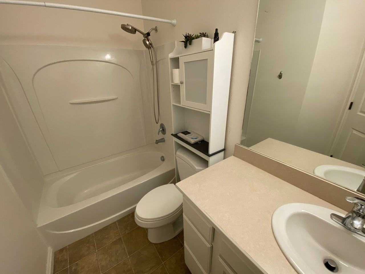 1077 Canyon Meadow Dr #4 - Photo 7 of 20