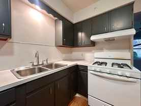 Wallace Ave 3189/3191 - Photo 1 of 1