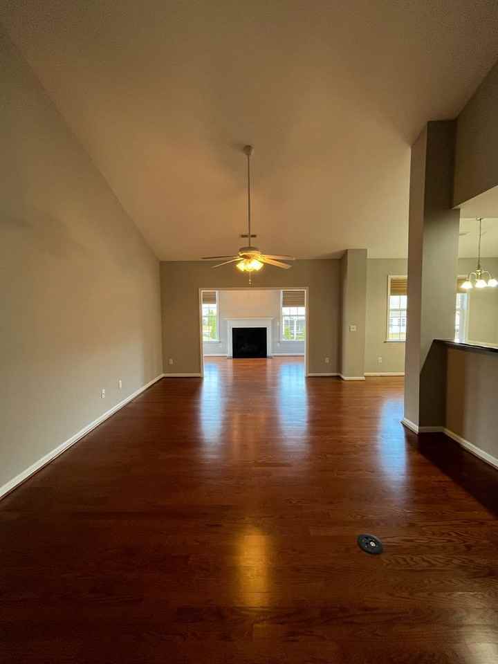 128 Wild Thorn Ln - Photo 6 of 26