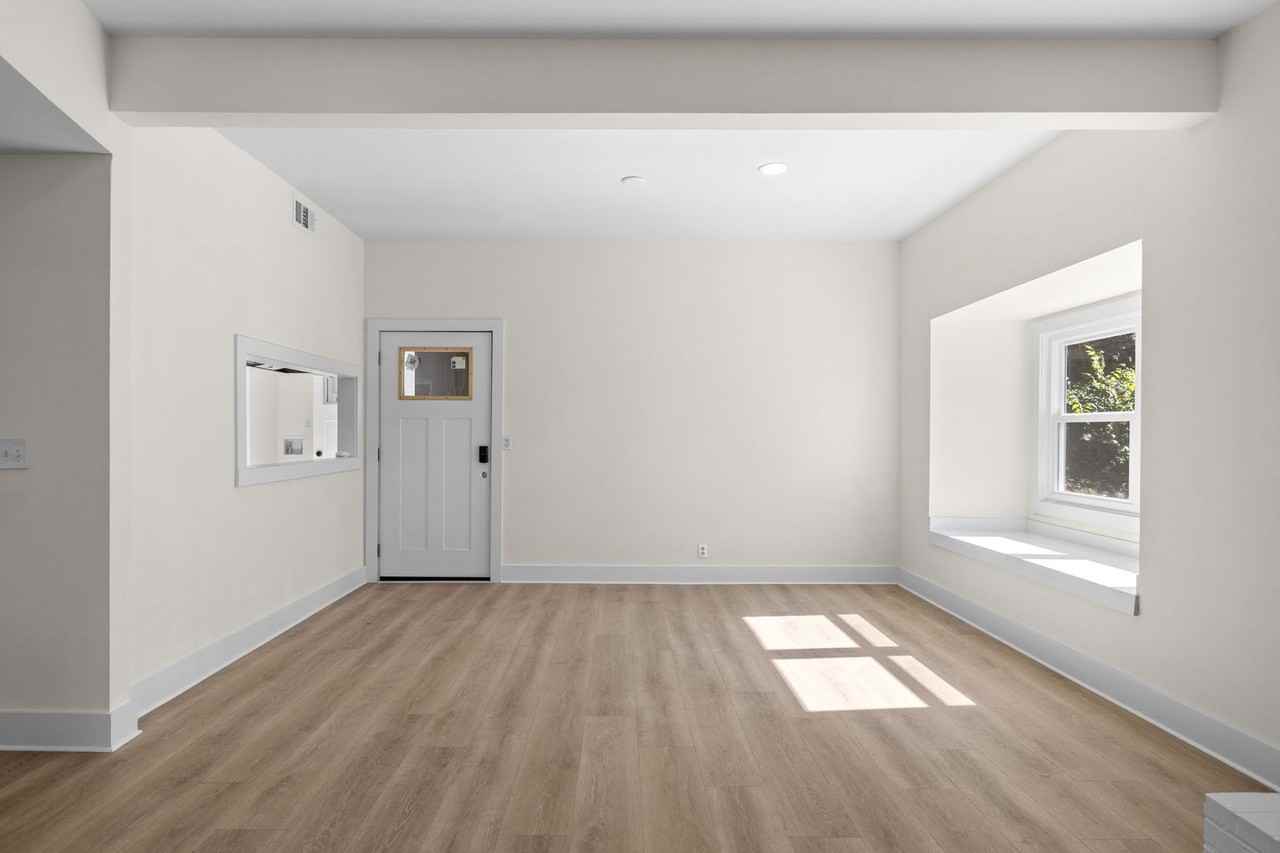 220 Cross Timbers Dr - Photo 5 of 24