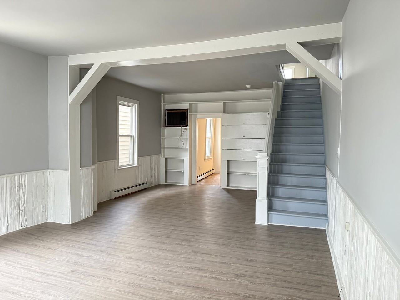 123 S Main St - Photo 2 of 29