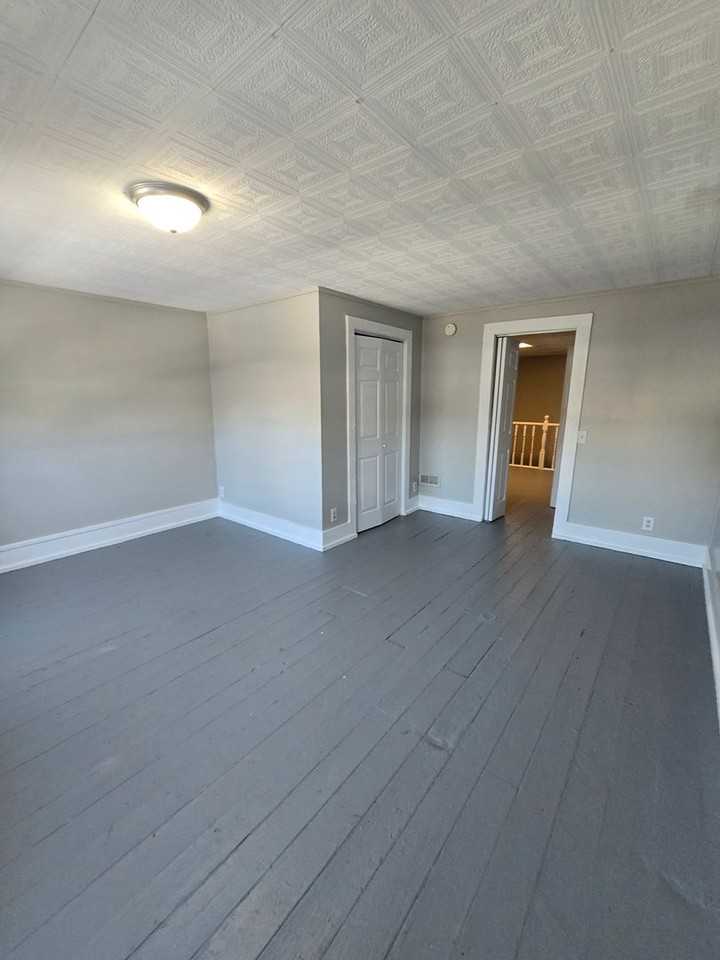 661 Birch Ave - Photo 5 of 7