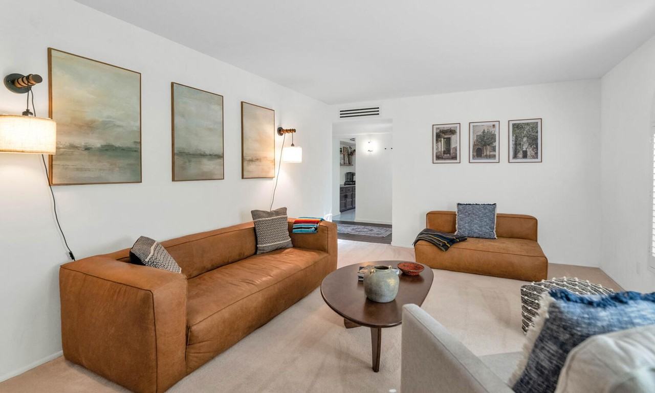 3234 E Larkspur Dr - Photo 3 of 24