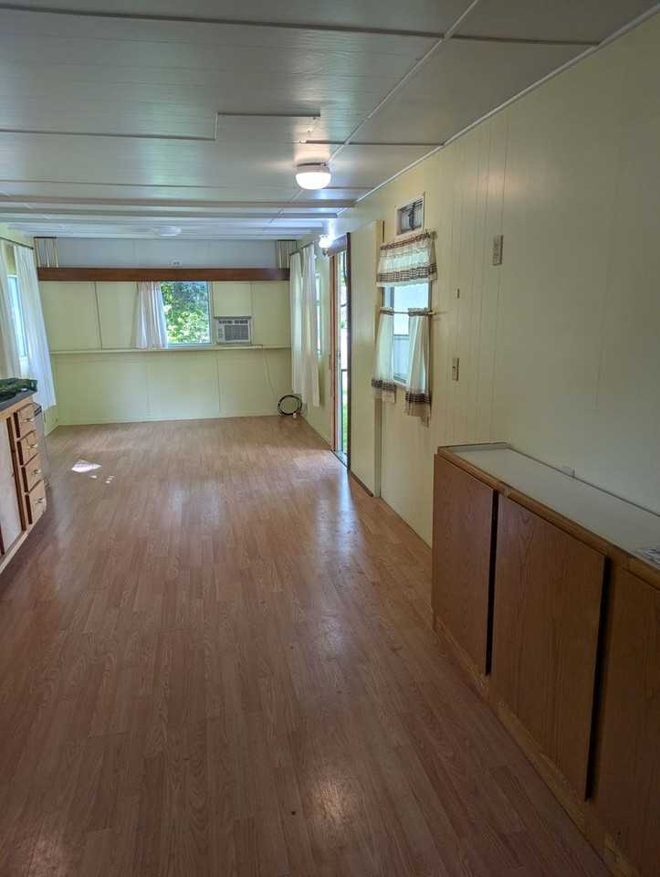 249 Se 2nd St - Photo 3 of 9