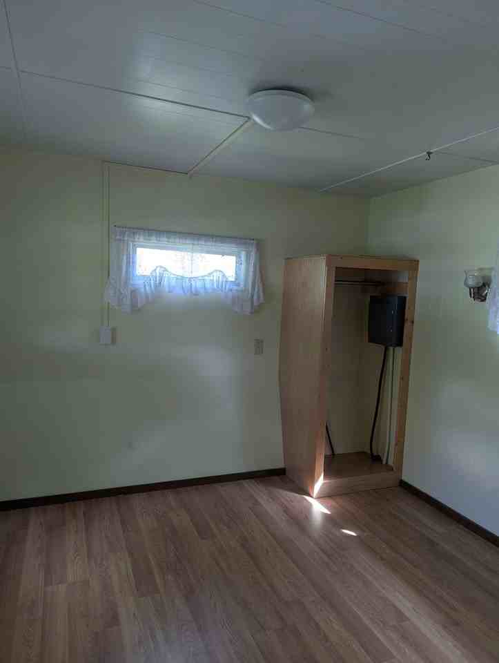 249 Se 2nd St - Photo 7 of 9