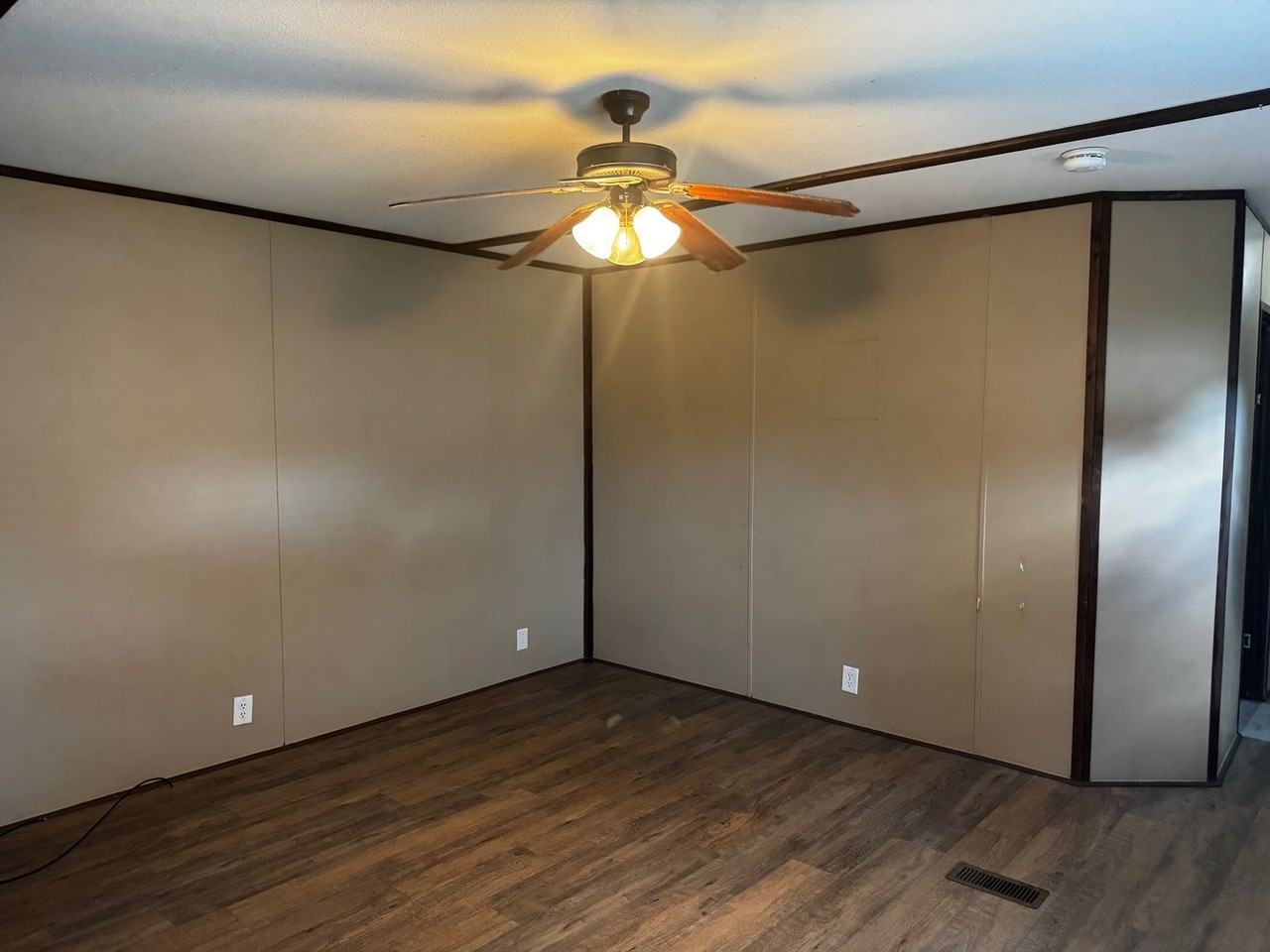 4216 Barber Street - Photo 2 of 11