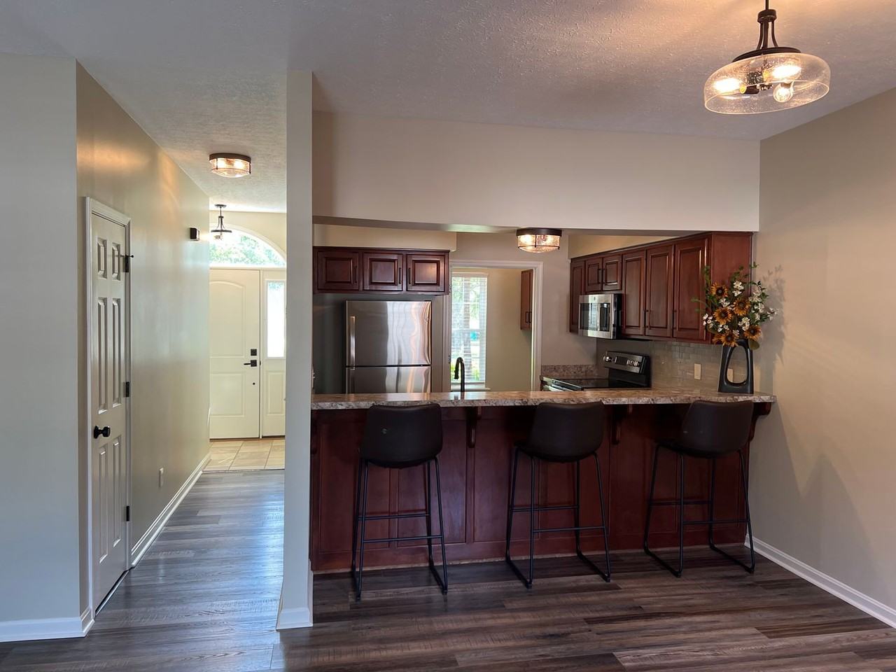 514 N 2nd St Apt B - Photo 4 of 18