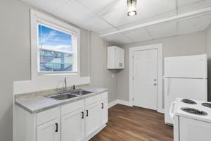 featured image of 1038 Forest St