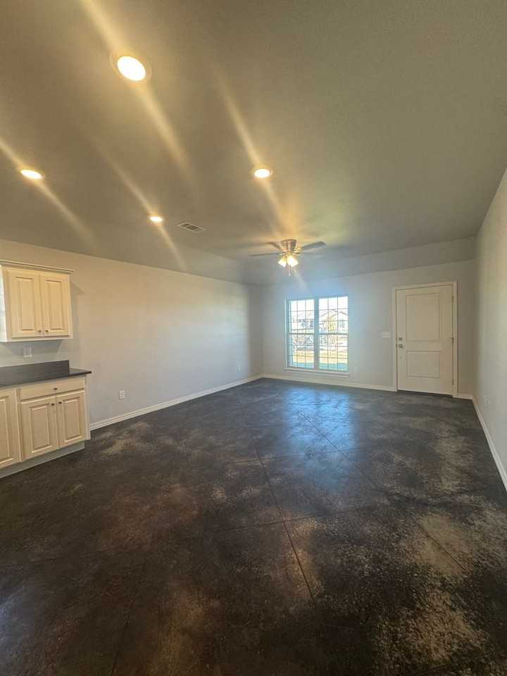 6702 Pepperdine Drive - Photo 6 of 13