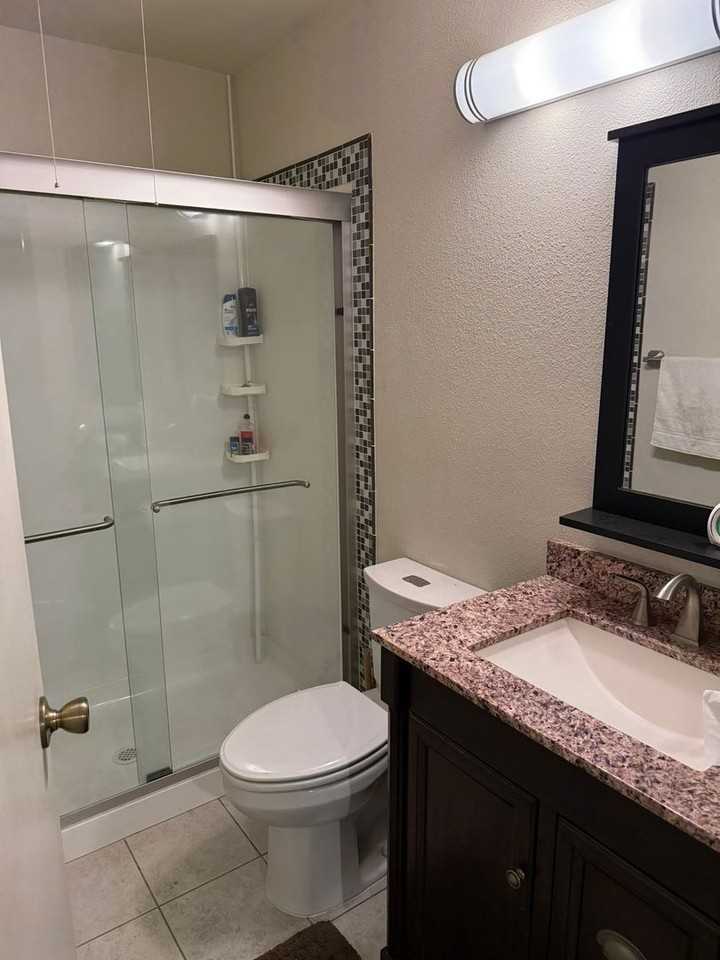 4224 Donald Ave - Photo 5 of 11