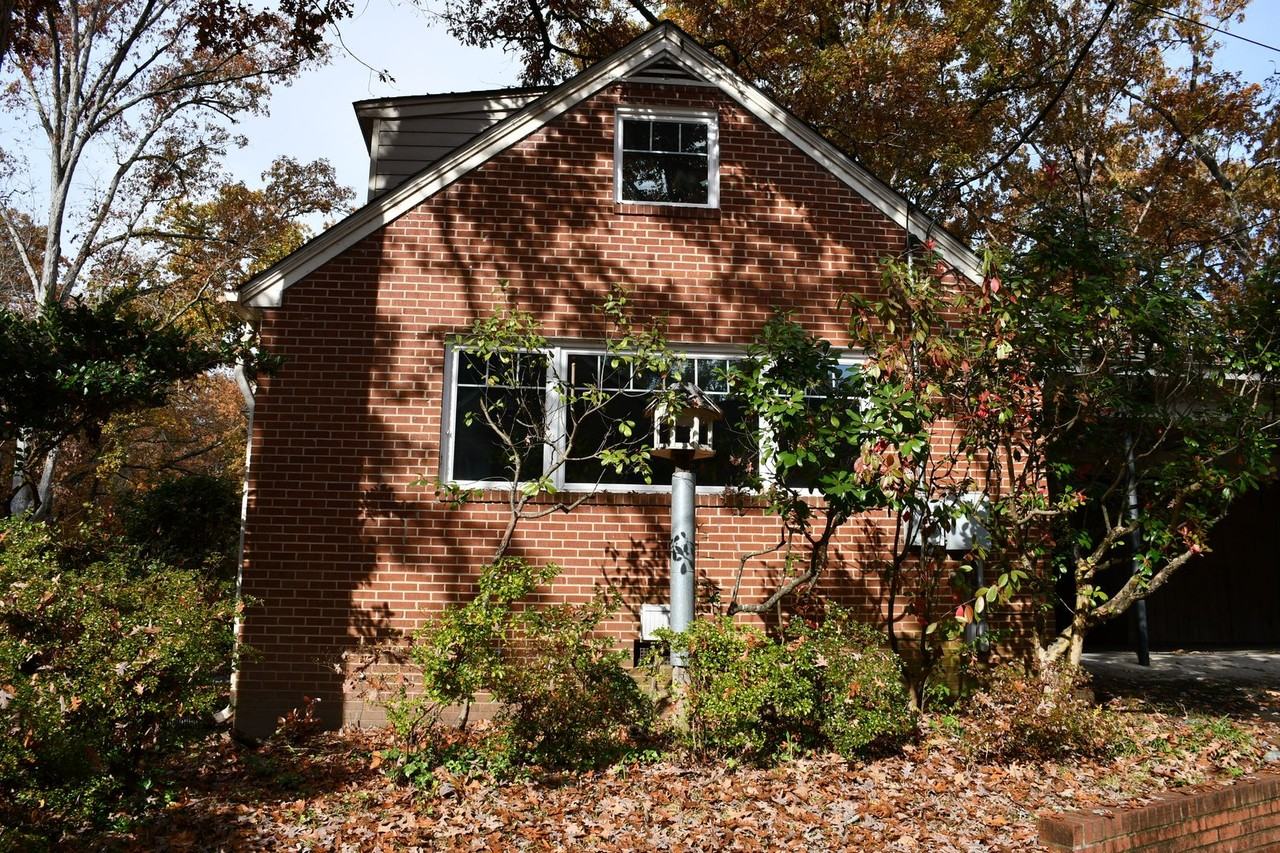 530 Sunset Dr - Photo 2 of 38