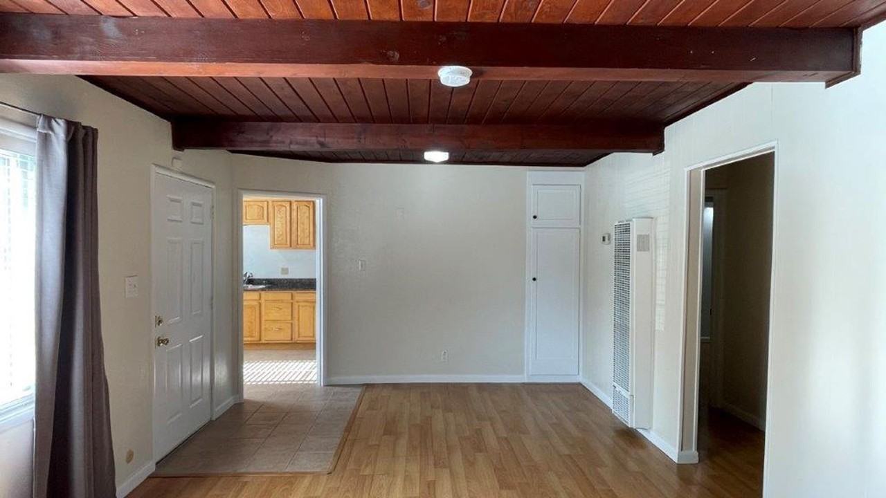 148 Diablo Ct - Photo 4 of 24