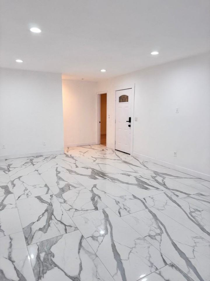 11836 Laurelwood Dr - Photo 7 of 13