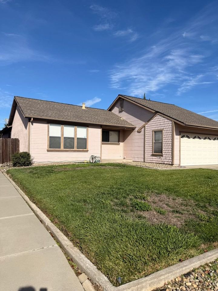 1506 Casa Loma Way - Photo 2 of 20