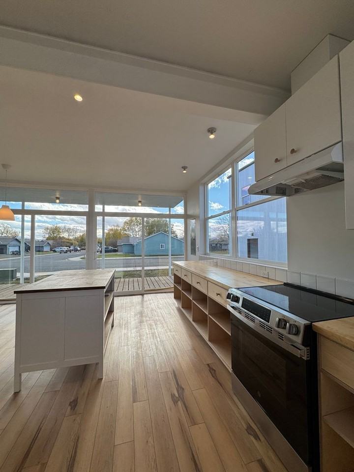 404 E Windsor Ct #1 - Photo 5 of 26