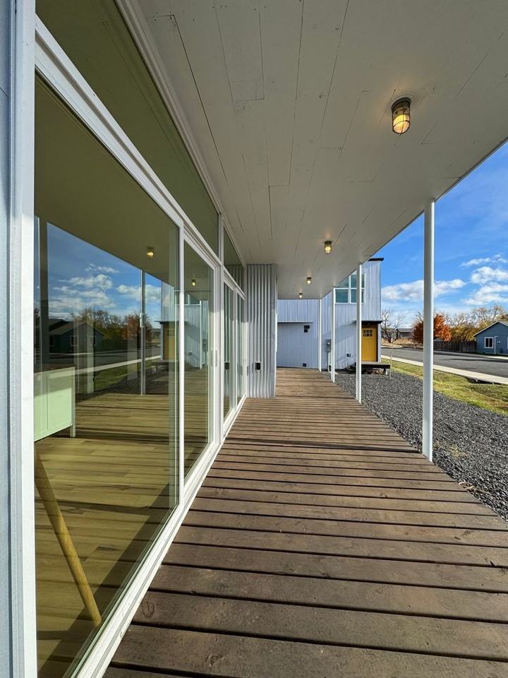 404 E Windsor Ct #1 - Photo 6 of 26