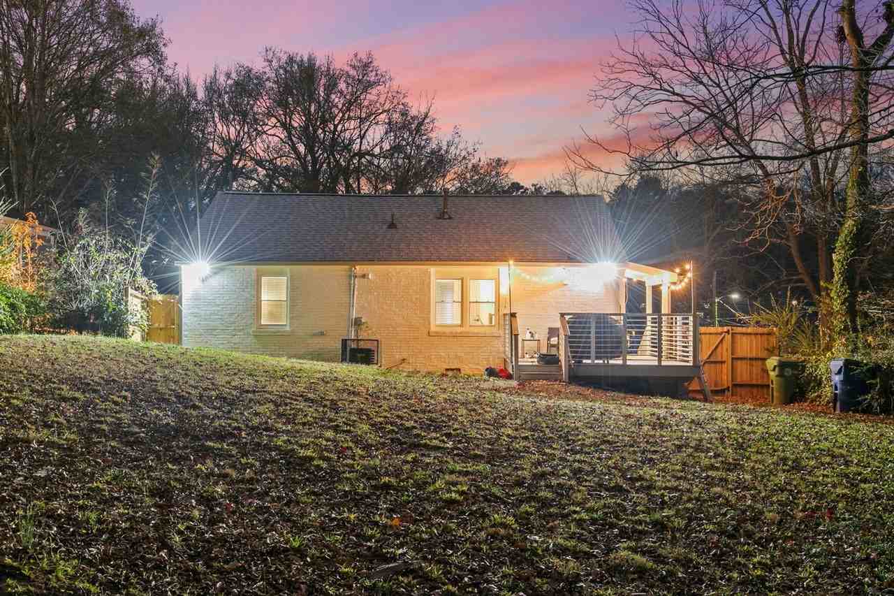1767 Tiger Flowers Dr Nw - Photo 2 of 15